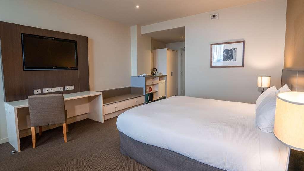 Scenic Hotel